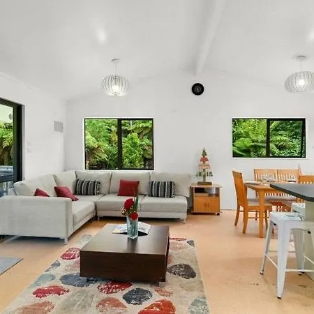 Ponga Forest Lodge