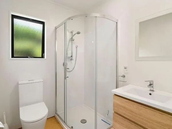 Ponga Forest Ferienhaus